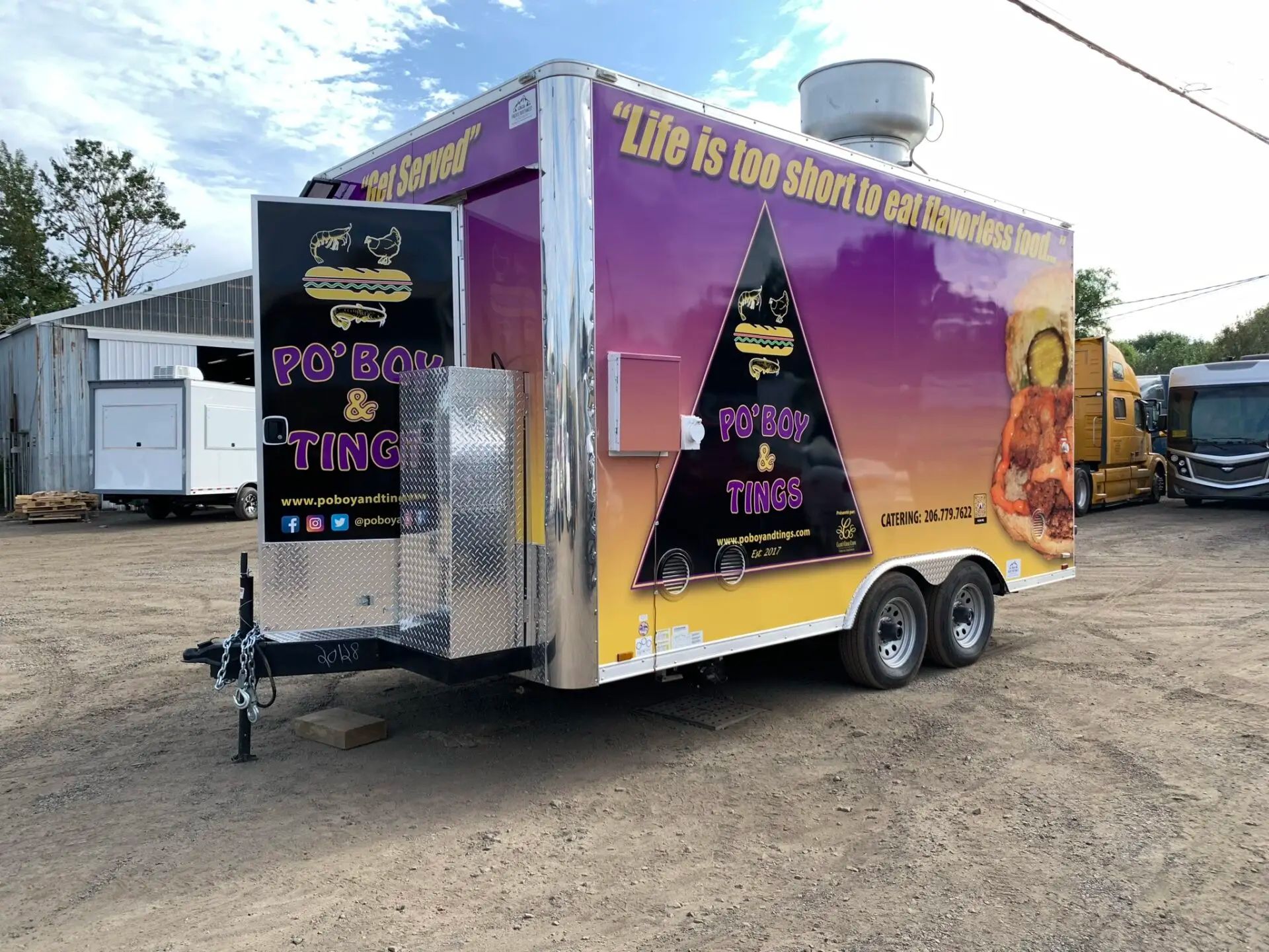 custom food trailer builders